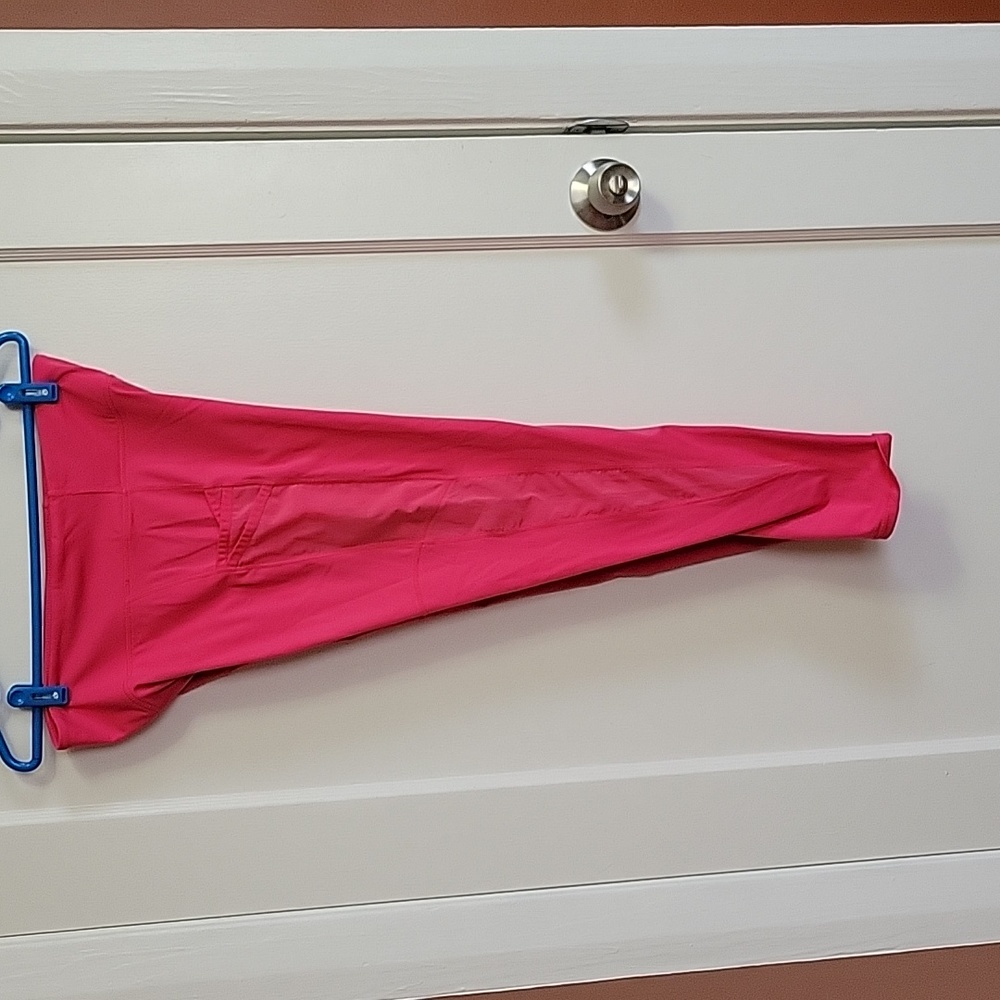 Fabletics 360 Motion, Pocket Capri - image 3